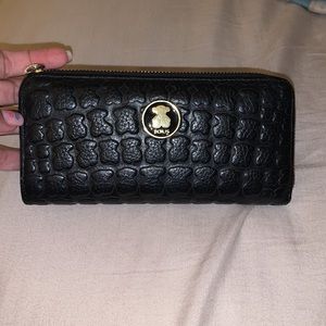 TOUS “Sherton” leather Wallet. Good condition.